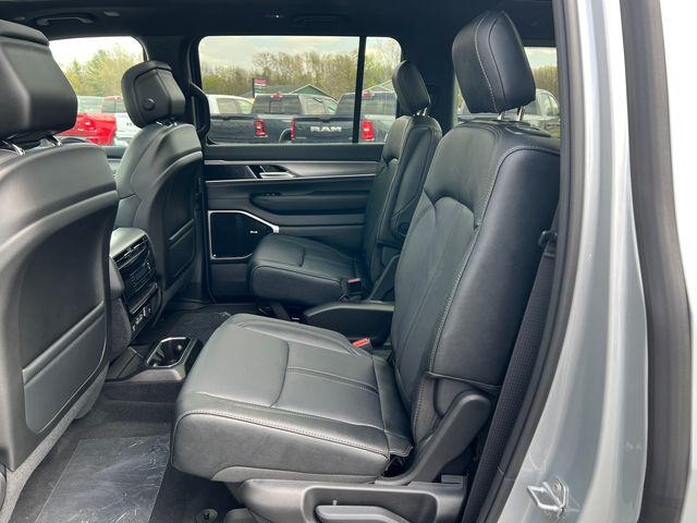 2026 Jeep Grand Wagoneer Limited Altitude 4x4