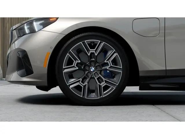 2027 BMW 5 Series 550e xDrive