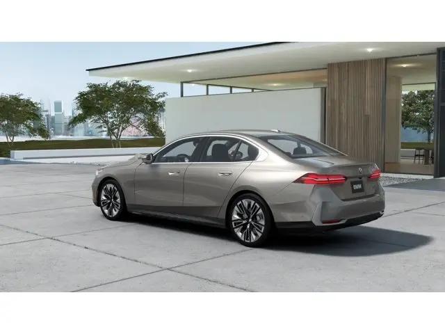 2027 BMW 5 Series 530i xDrive