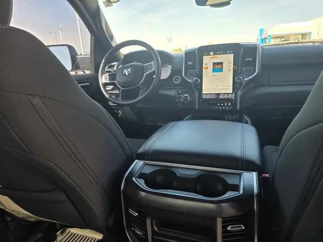 2023 Ram 1500 Big Horn Crew Cab 4x4 5'7" Box