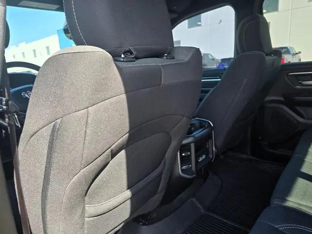 2023 Ram 1500 Big Horn Crew Cab 4x4 5'7" Box