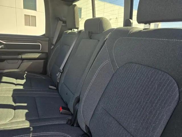 2023 Ram 1500 Big Horn Crew Cab 4x4 5'7" Box