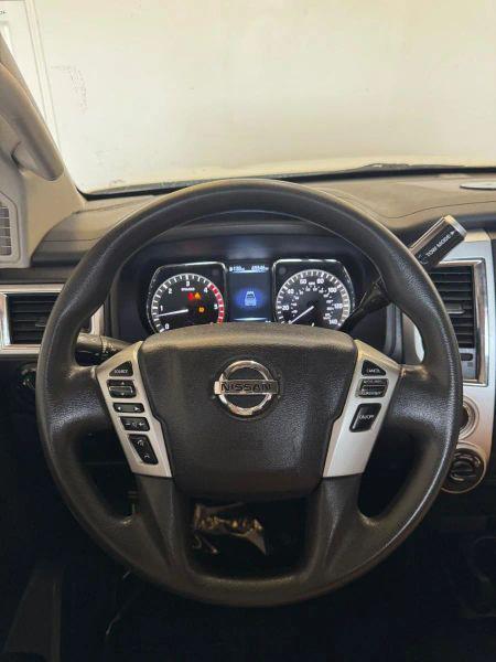 2017 Nissan Titan XD SV