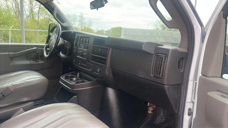 2020 Chevrolet Express Cargo Van RWD 2500 Regular Wheelbase WT