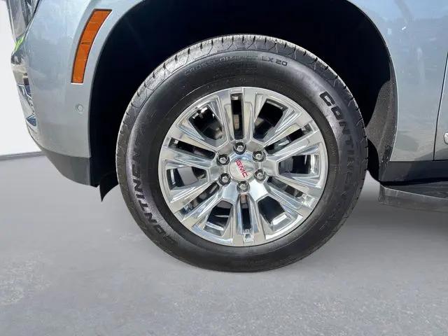2025 GMC Yukon XL 4WD Denali