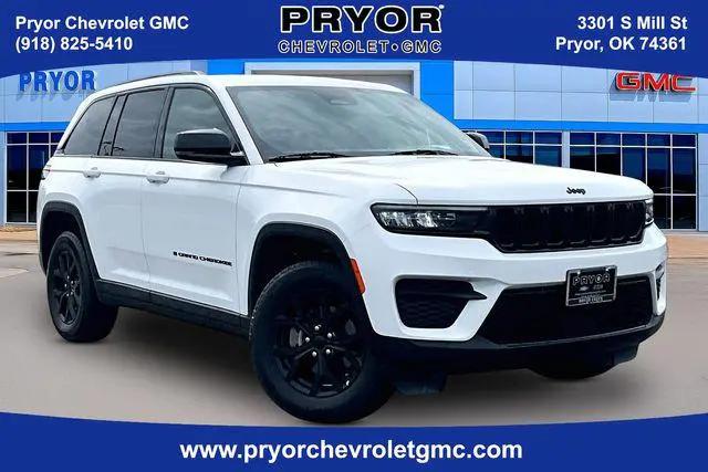 2025 Jeep Grand Cherokee Altitude 4x4 for sale in Pryor, OK
