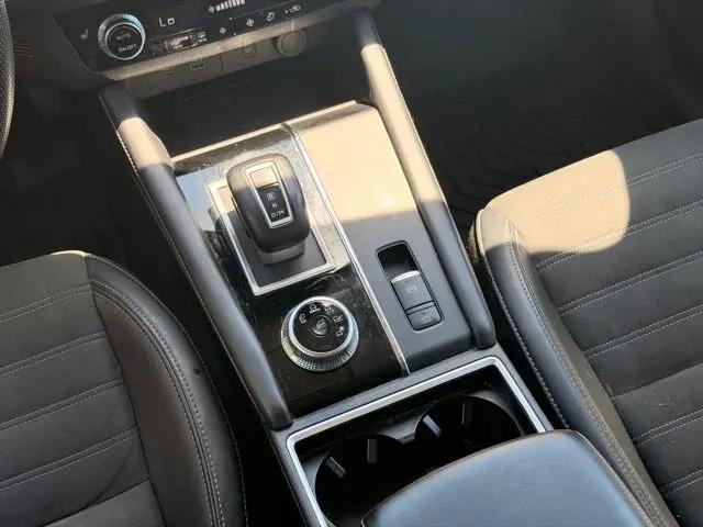 2024 Mitsubishi Outlander SE 2.5 2WD
