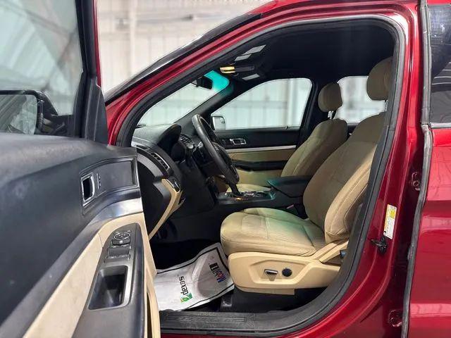 2017 Ford Explorer Base