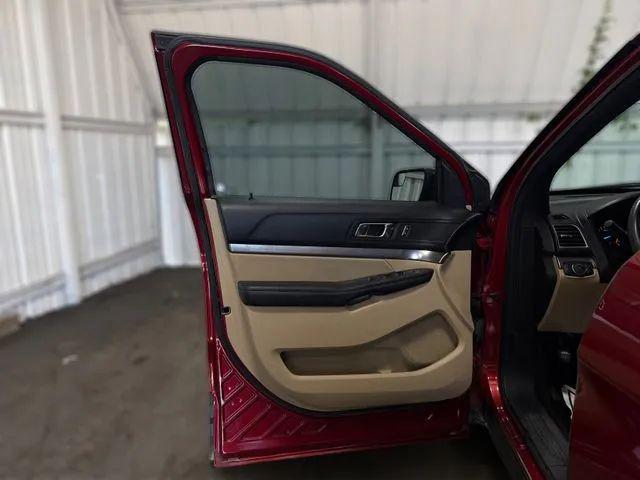 2017 Ford Explorer Base