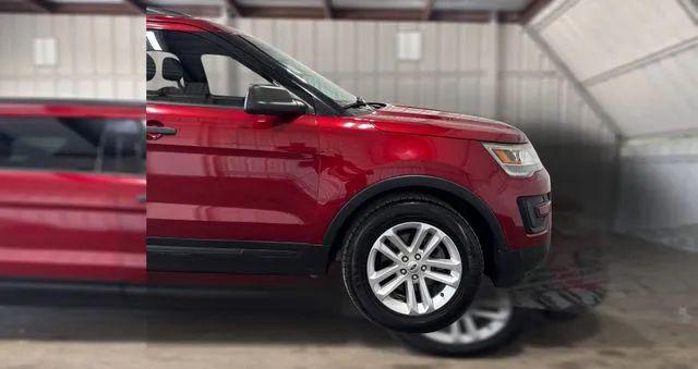 2017 Ford Explorer Base