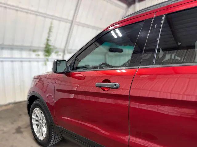 2017 Ford Explorer Base