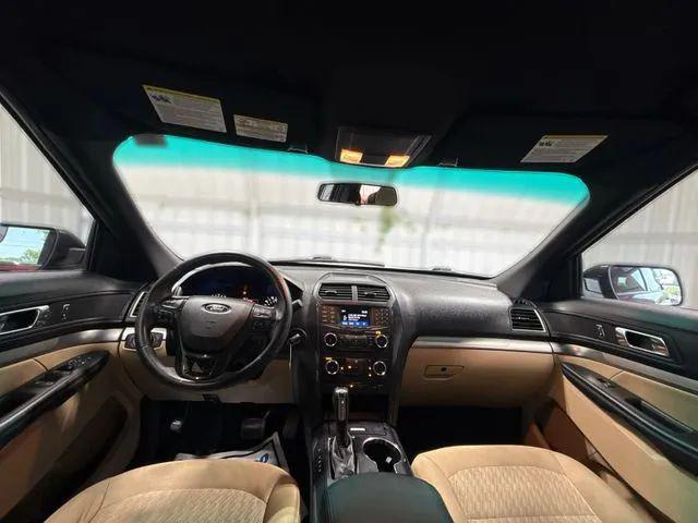2017 Ford Explorer Base