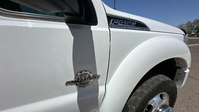 2011 Ford F-450 LARIAT