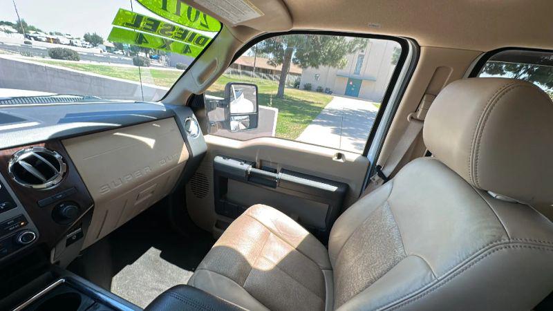 2011 Ford F-450 LARIAT