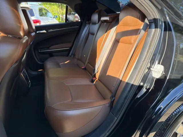 2019 Chrysler 300 Limited