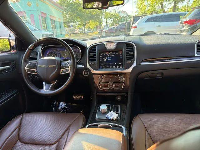 2019 Chrysler 300 Limited