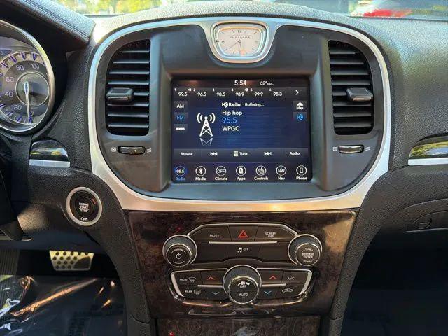 2019 Chrysler 300 Limited