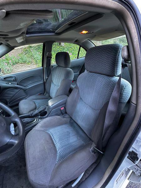 2004 Pontiac Grand Am SE1
