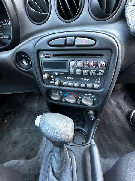 2004 Pontiac Grand Am SE1