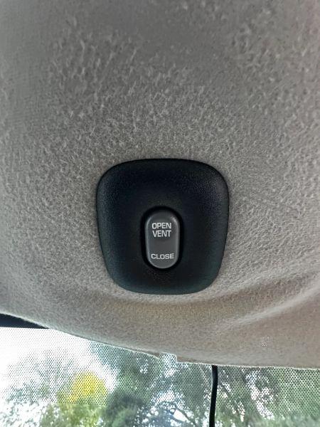 2004 Pontiac Grand Am SE1