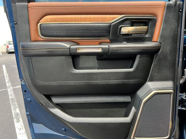 2024 Ram 3500 Limited Longhorn Crew Cab 4x4 6'4" Box