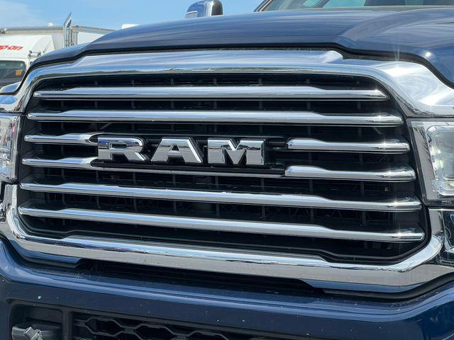 2024 Ram 3500 Limited Longhorn Crew Cab 4x4 6'4" Box
