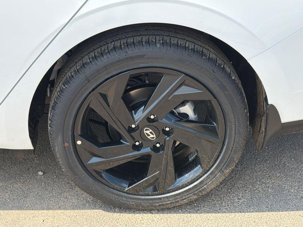 New 2026 White Hyundai SEL Sport image 20
