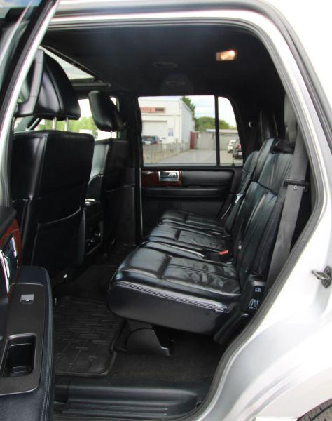 2017 Lincoln Navigator Select