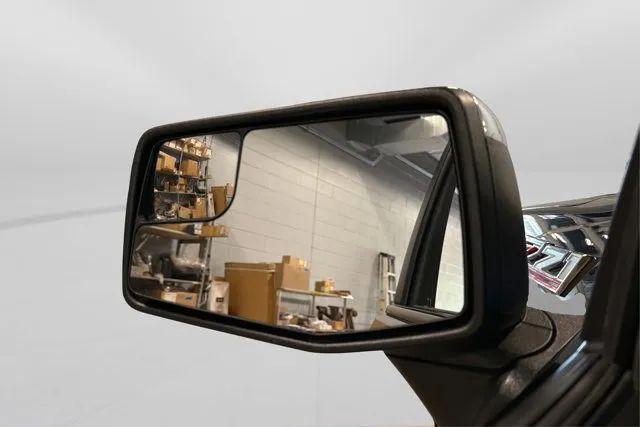 2020 Chevrolet Silverado 1500 4WD Crew Cab Short Bed LT