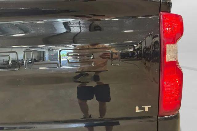 2020 Chevrolet Silverado 1500 4WD Crew Cab Short Bed LT