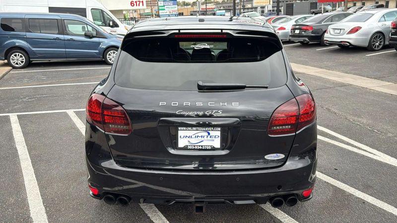 2013 Porsche Cayenne GTS