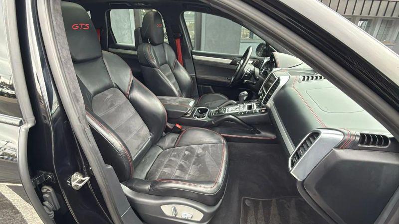 2013 Porsche Cayenne GTS