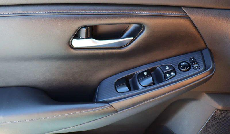 2021 Nissan Sentra SV Xtronic CVT
