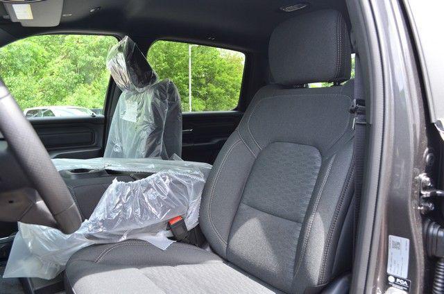 2026 Ram 1500 Express Crew Cab 4x4 57 Box