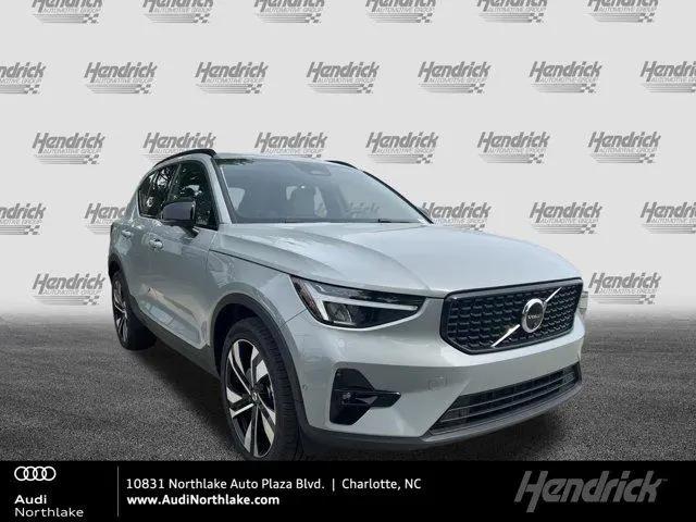 2024 Volvo XC40 B5 Plus Dark Theme for sale in Charlotte, NC