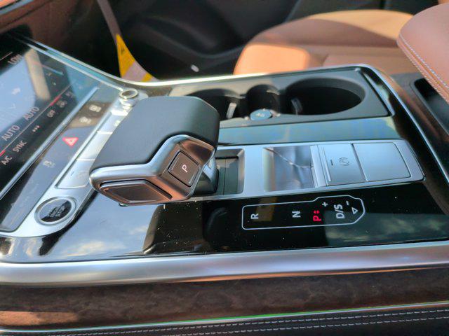 2026 Audi Q8 Premium Plus 55 TFSI quattro Tiptronic