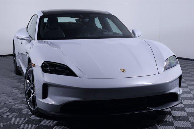 2025 Porsche Taycan RWD