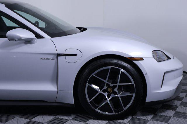 2025 Porsche Taycan RWD