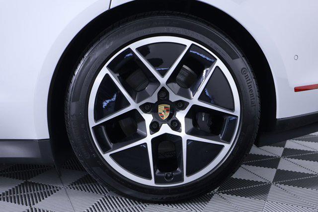 2025 Porsche Taycan RWD