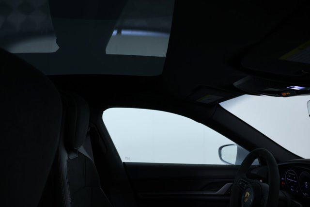 2025 Porsche Taycan RWD