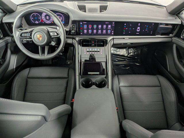 2025 Porsche Panamera 4