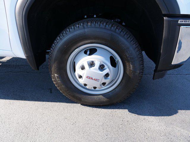 2026 GMC Sierra 3500HD Crew Cab, Long Bed, Pro Dual Rear Wheel, 4WD