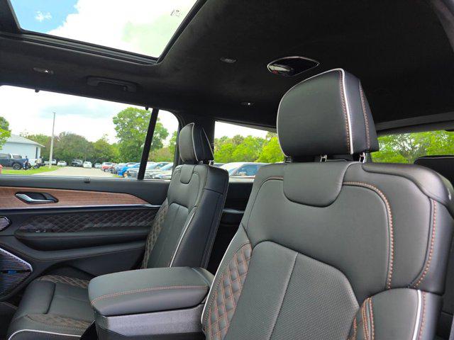 2026 Jeep Grand Cherokee L Summit 4x4