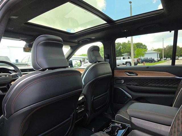 2026 Jeep Grand Cherokee L Summit 4x4