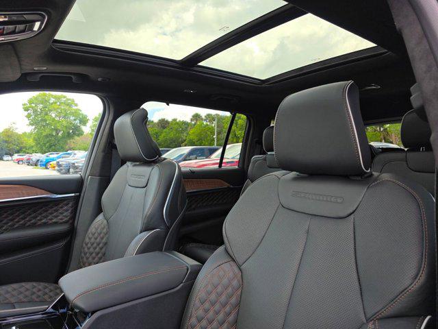 2026 Jeep Grand Cherokee L Summit 4x4