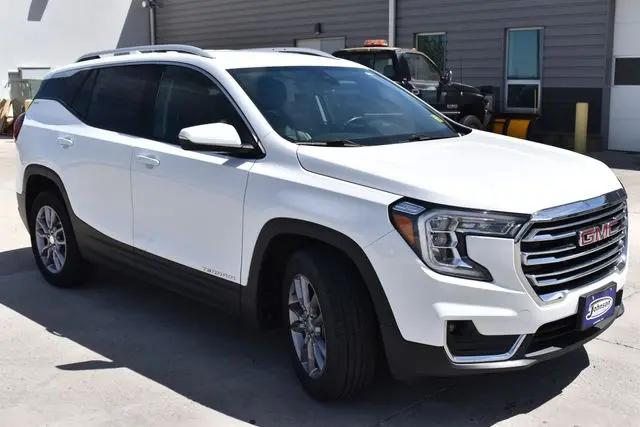 2024 GMC Terrain AWD SLT