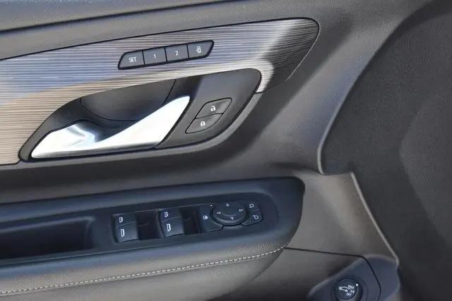 2024 GMC Terrain AWD SLT