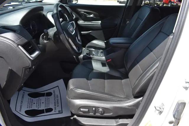 2024 GMC Terrain AWD SLT