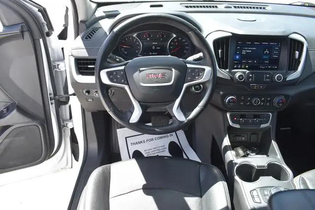 2024 GMC Terrain AWD SLT