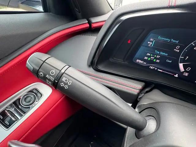 2021 Chevrolet Corvette Stingray RWD Coupe 2LT